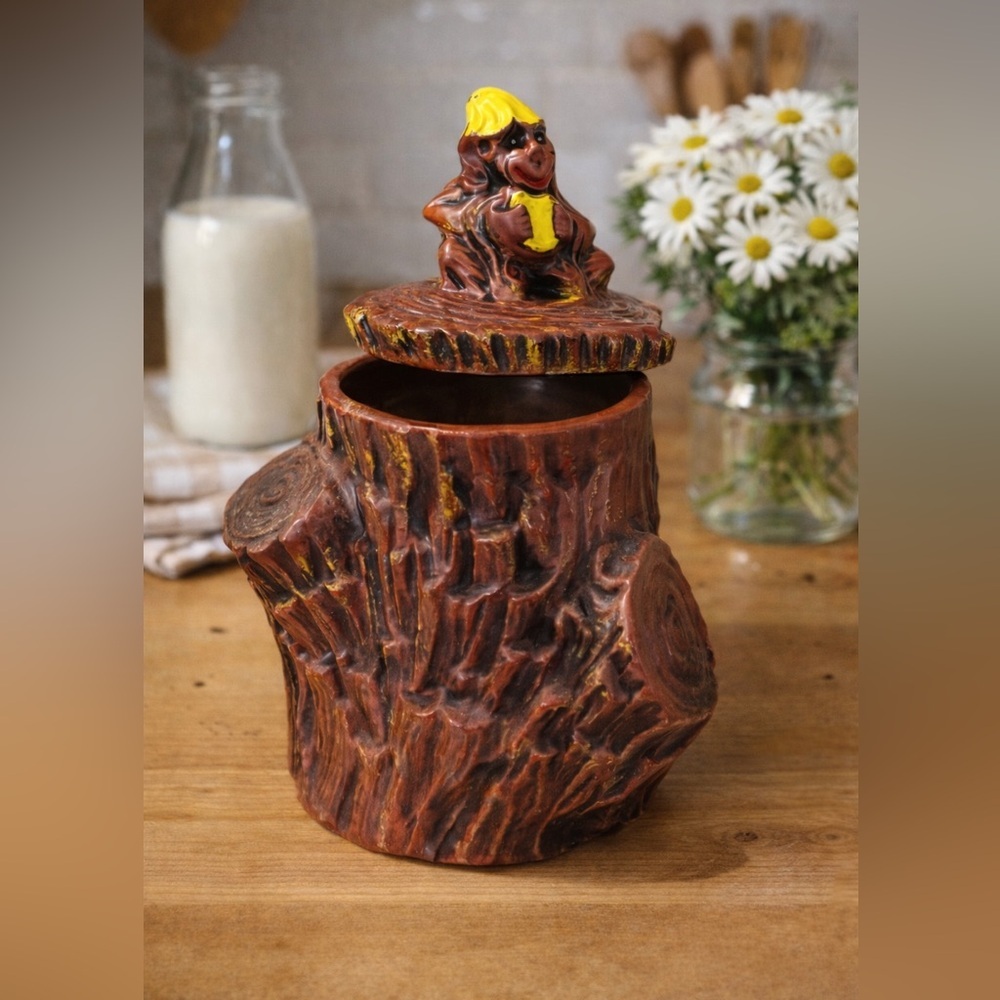 McCoy Brown and Yellow Ceramic Tree Stump cookie jar